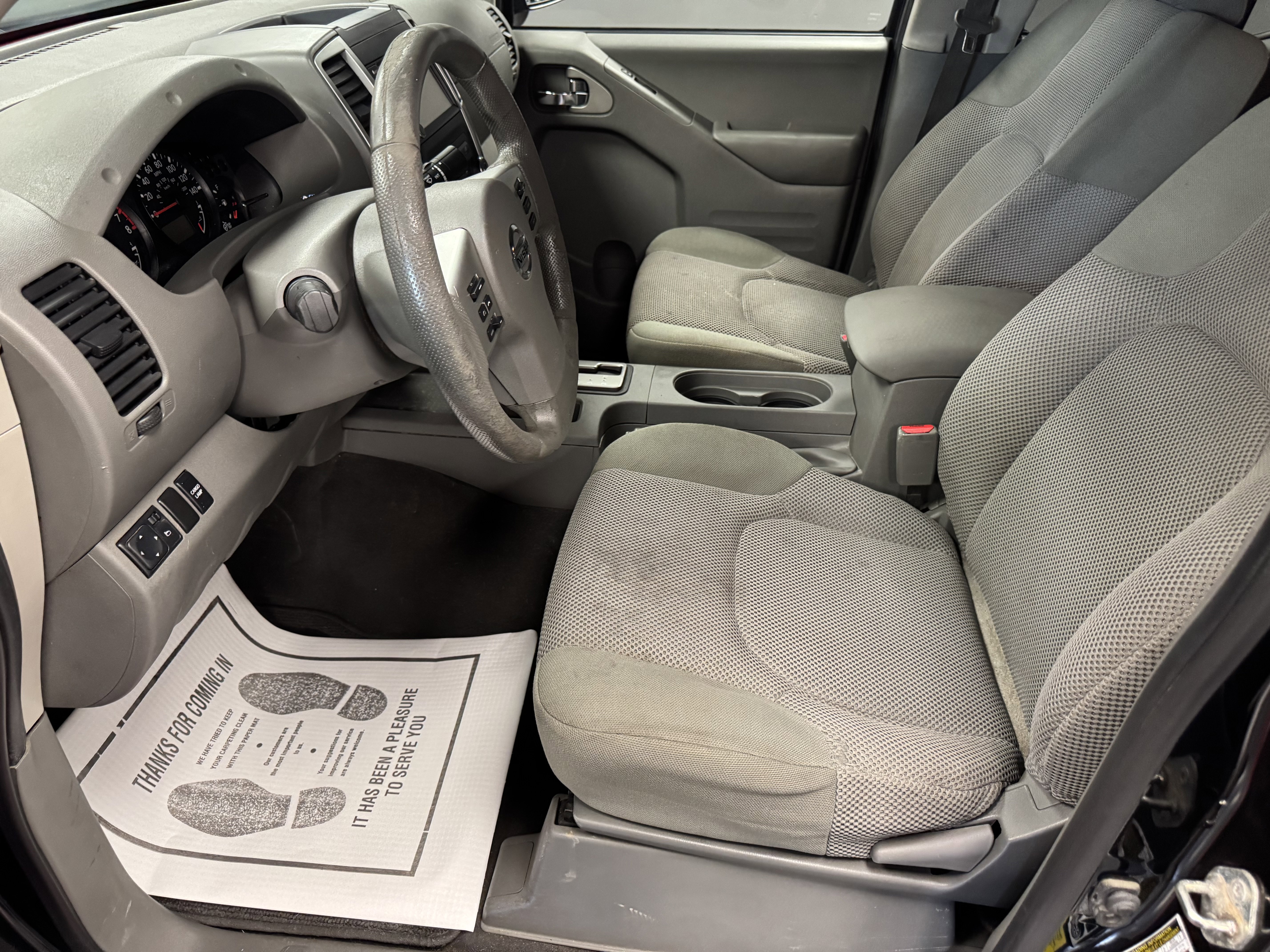 Used 2019 Nissan Frontier SV image 8