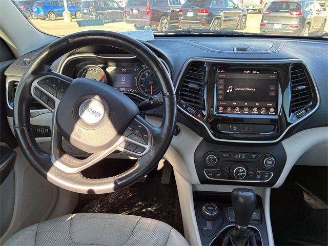 Used 2019 Jeep Cherokee Limited image 18