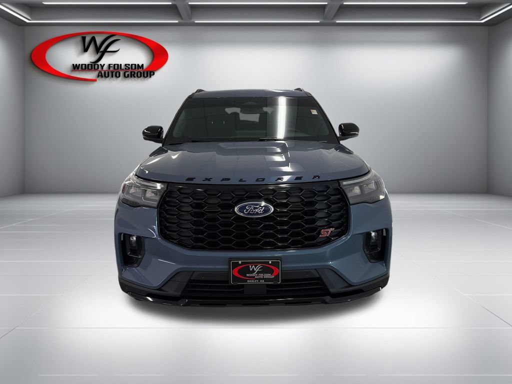 Used 2025 Ford Explorer ST w/ Sun And Sound Package AWD/4WD image 2