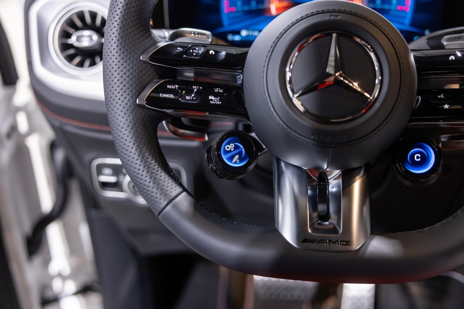 Used 2026 Mercedes-Benz G 63 AMG 4MATIC image 43