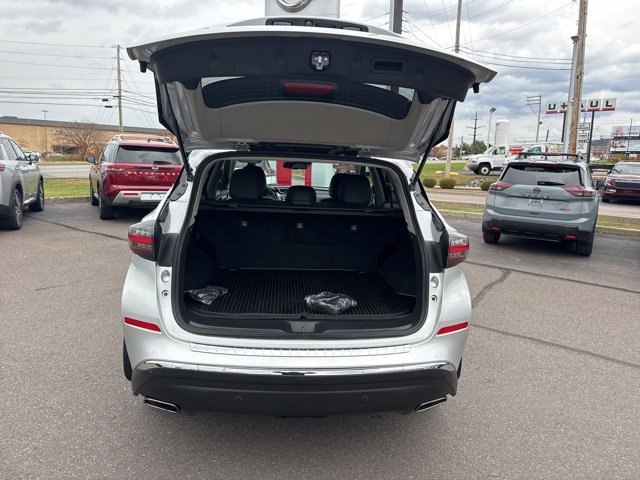 Certified 2024 Nissan Murano SV w/ Cargo Package image 19