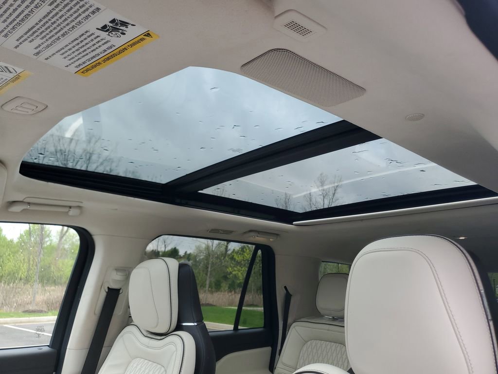 Used 2022 Lincoln Navigator L Black Label AWD/4WD image 13