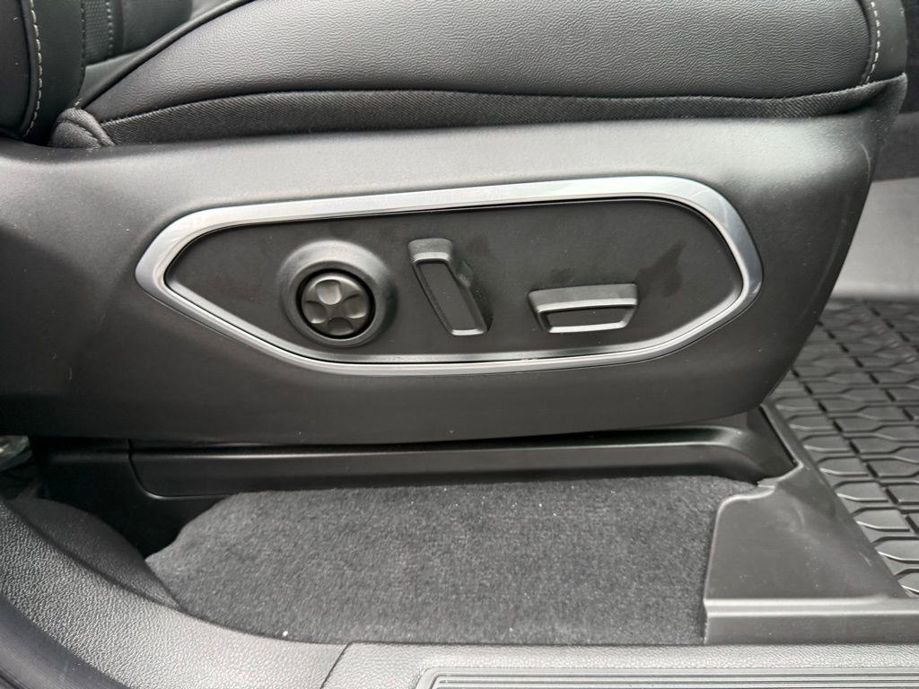 New 2026 Jeep Grand Wagoneer L 4WD image 60