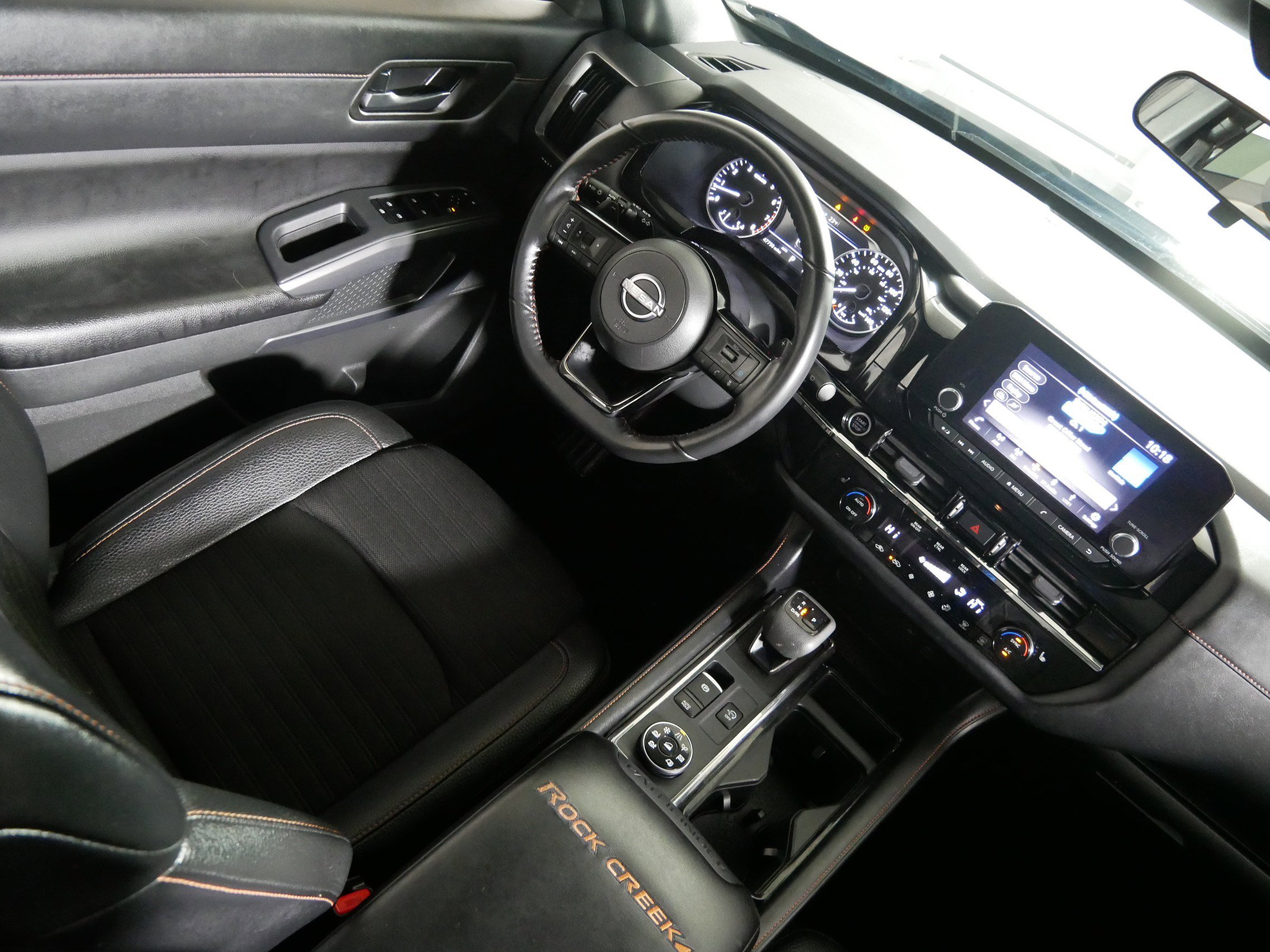 Used 2023 Nissan Pathfinder Rock Creek image 9