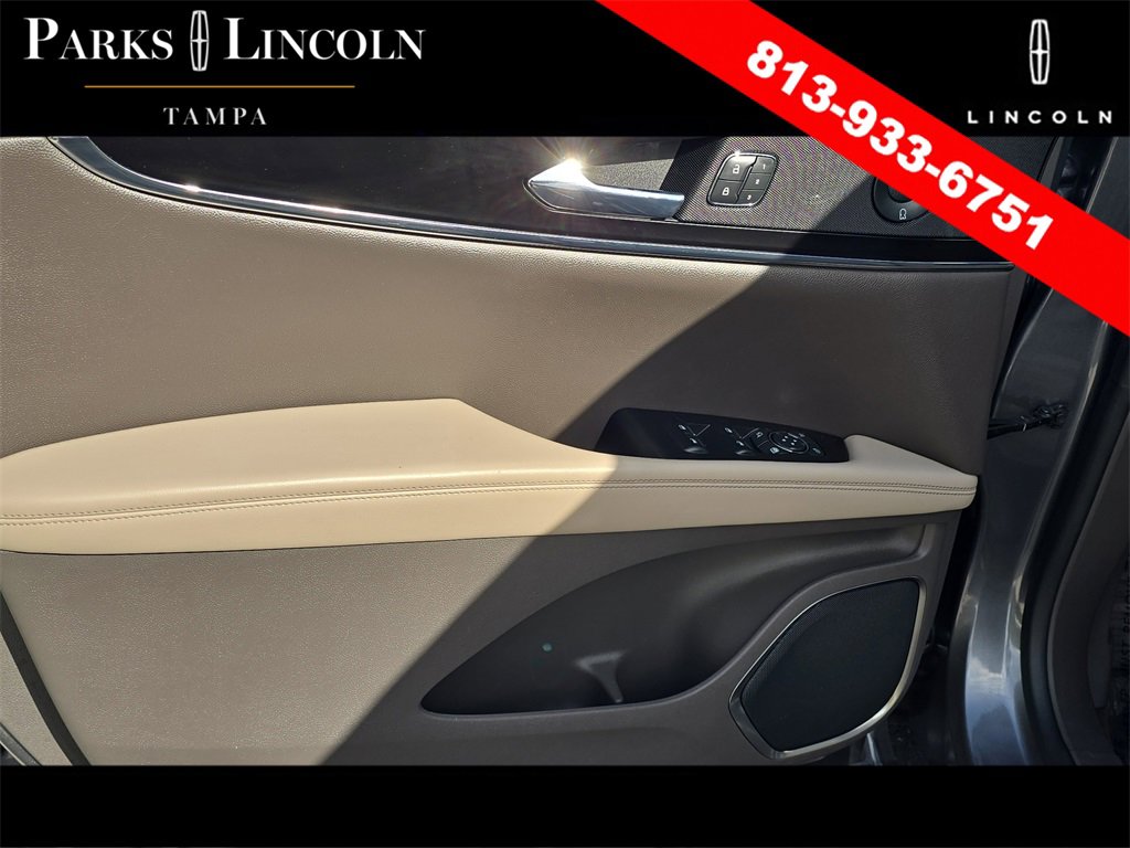 Certified 2022 Lincoln Nautilus Reserve image 16