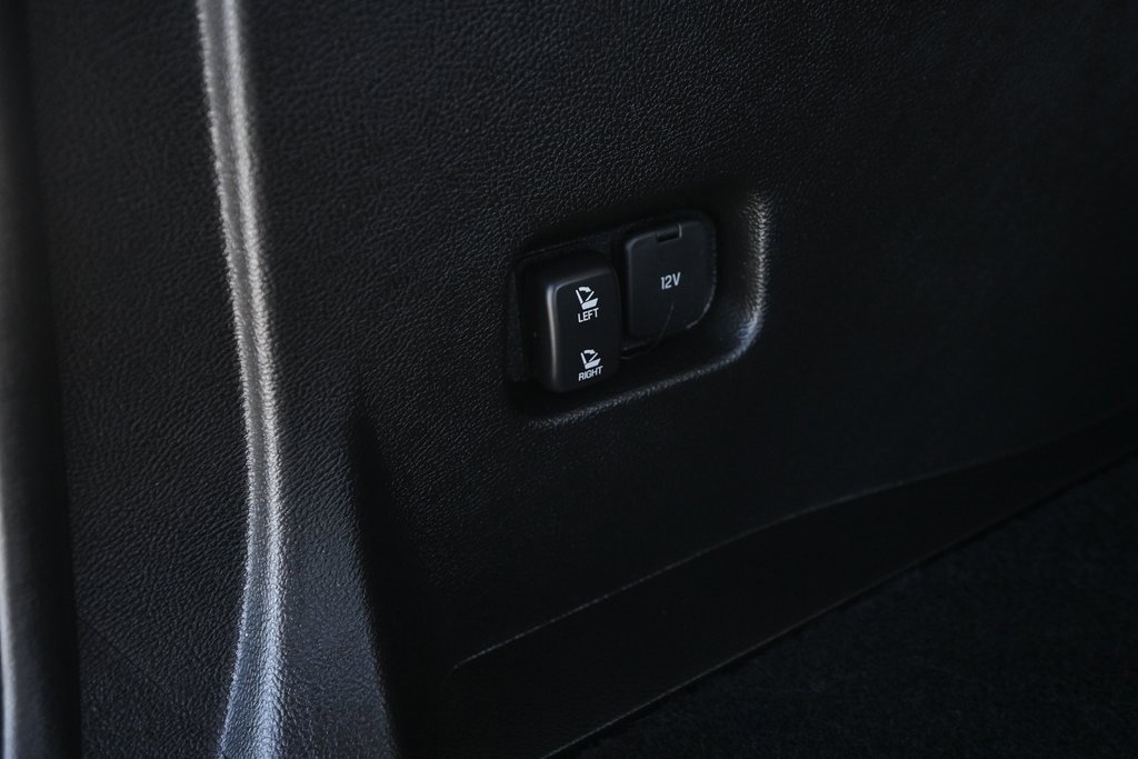 Used 2024 Ford Edge SEL w/ Convenience Package image 17