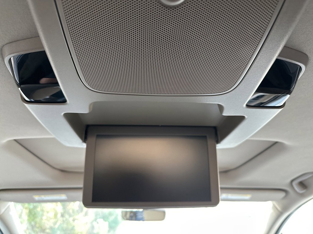 Used 2018 Honda Odyssey Elite image 55