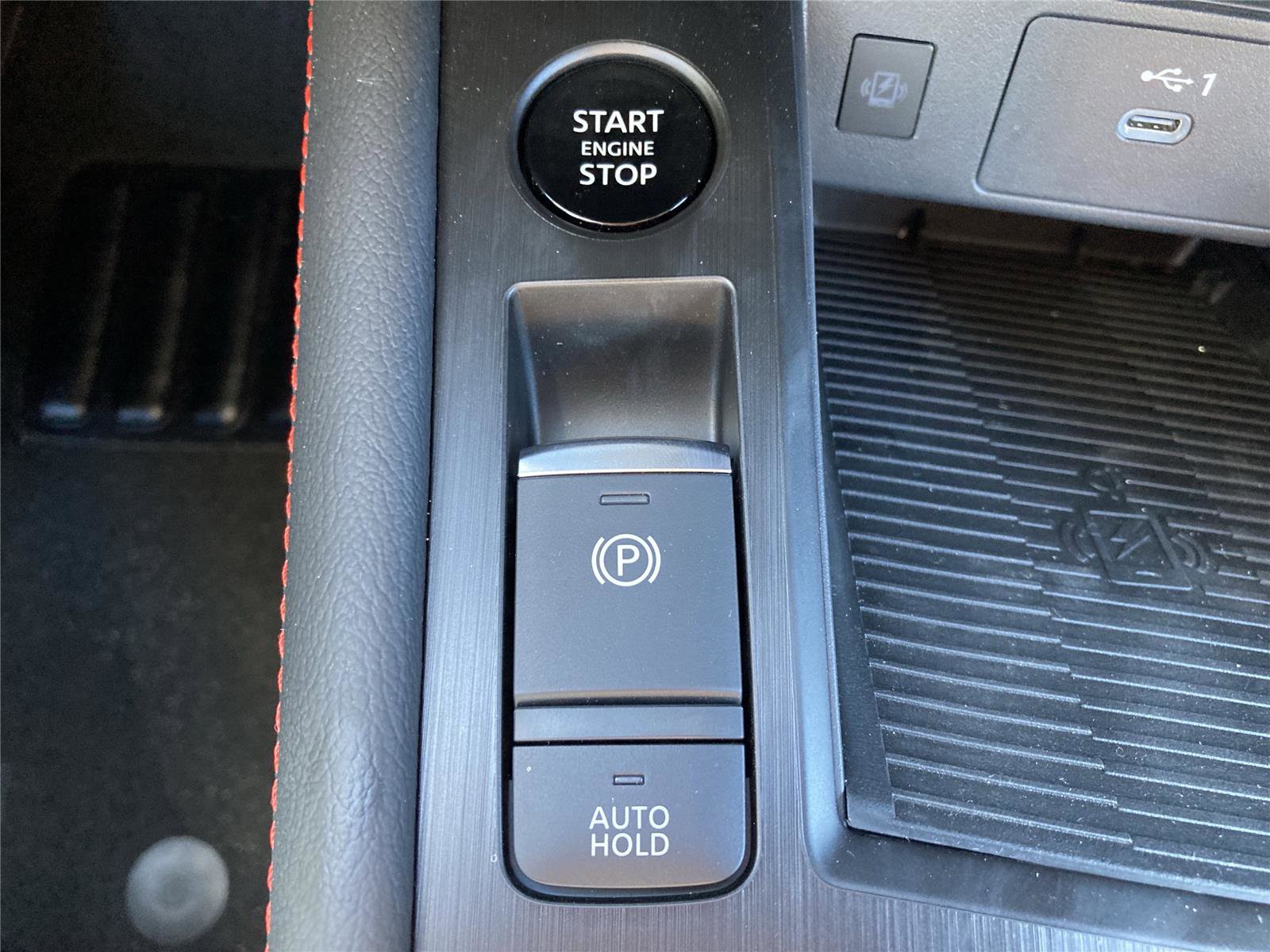 New 2026 Nissan Kicks SR image 15