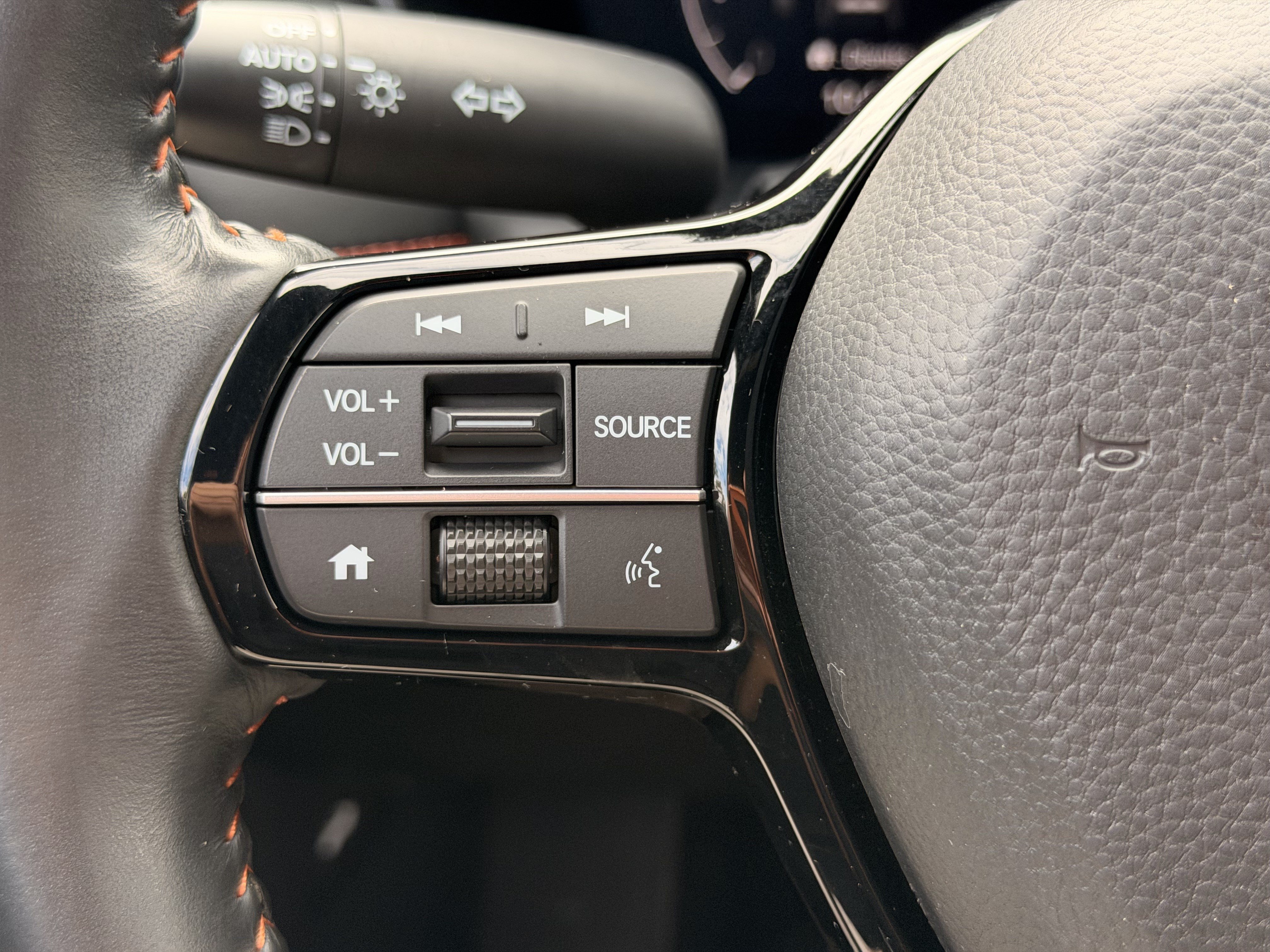 Used 2025 Honda HR-V Sport image 23