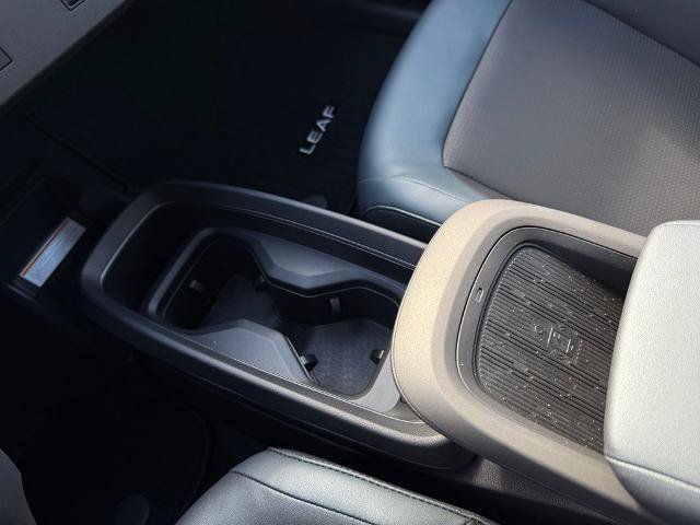 New 2026 Nissan Leaf SV+ w/ Illuminated Package FWD image 24
