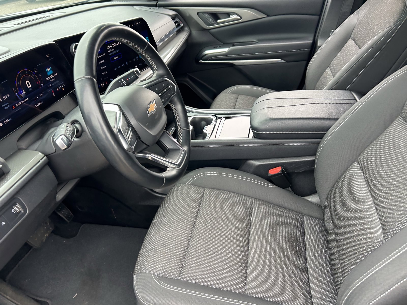 Used 2024 Chevrolet Traverse LT FWD image 10