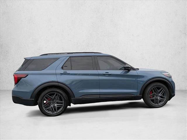 Used 2025 Ford Explorer ST image 4
