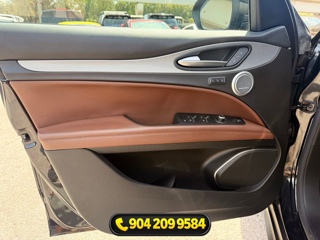 Used 2018 Alfa Romeo Stelvio Sport w/ Quick Order Package 22J Sport image 19