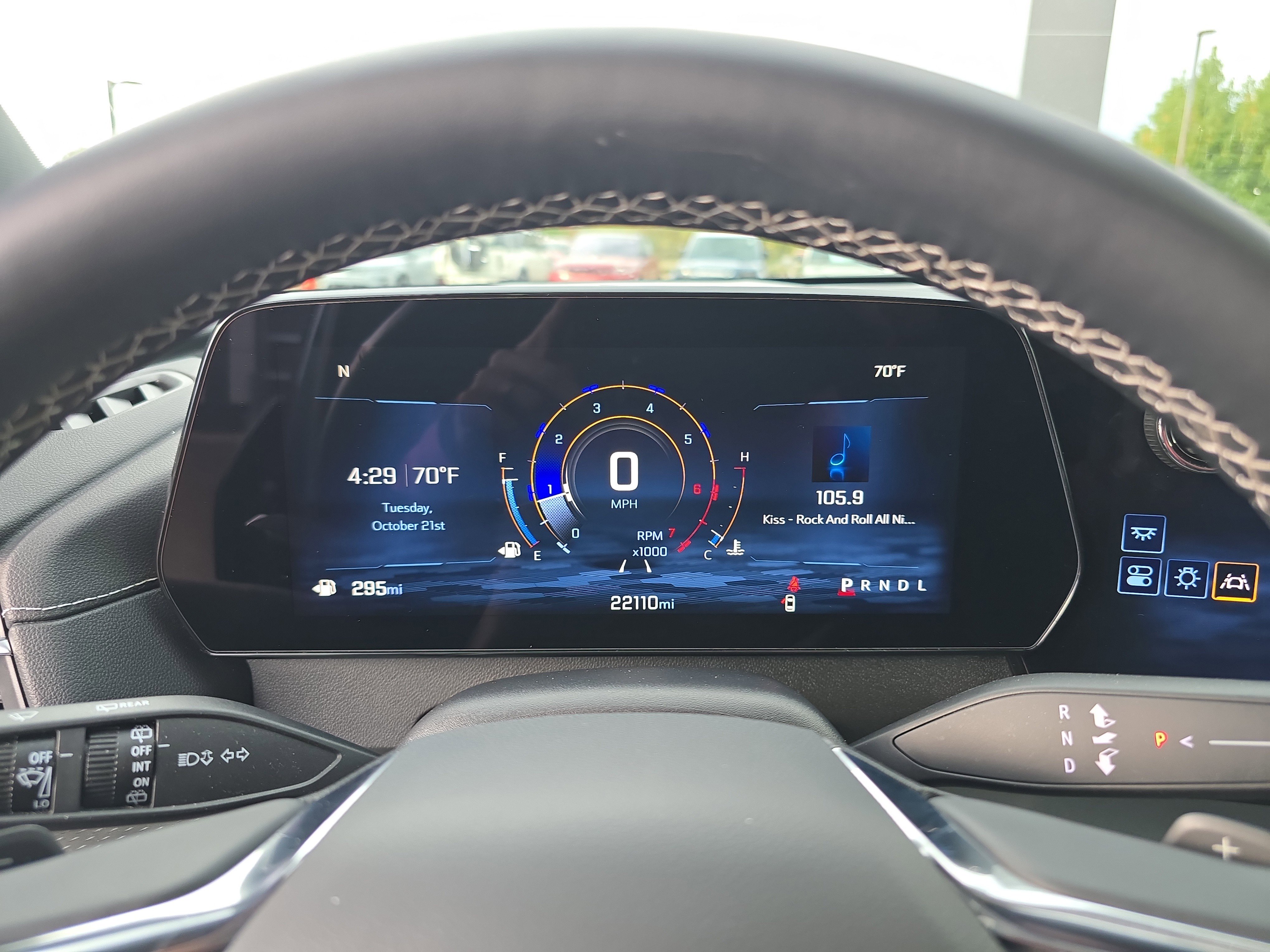 Used 2025 Chevrolet Traverse LT image 34