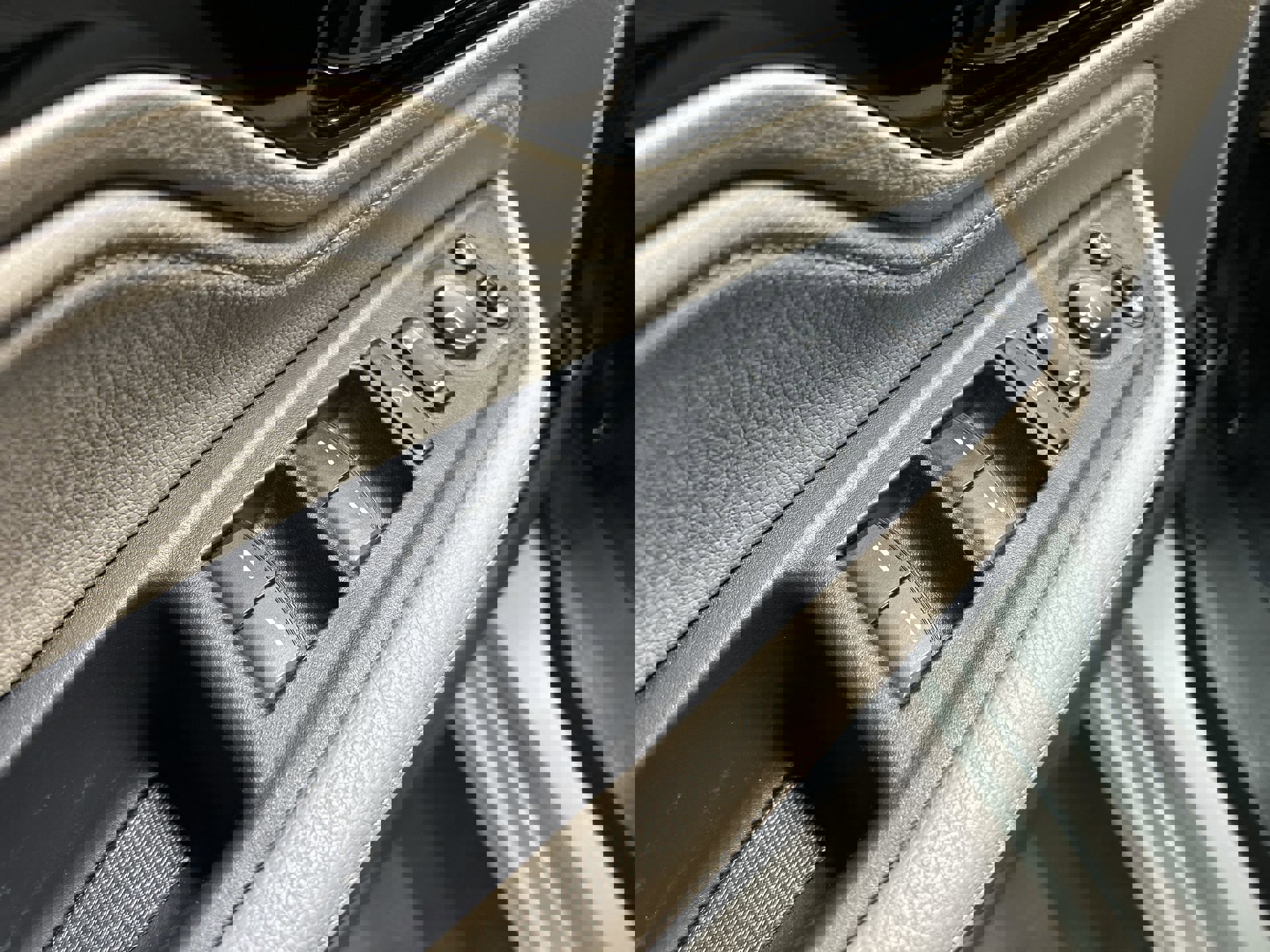 Used 2024 Honda Odyssey Elite image 25