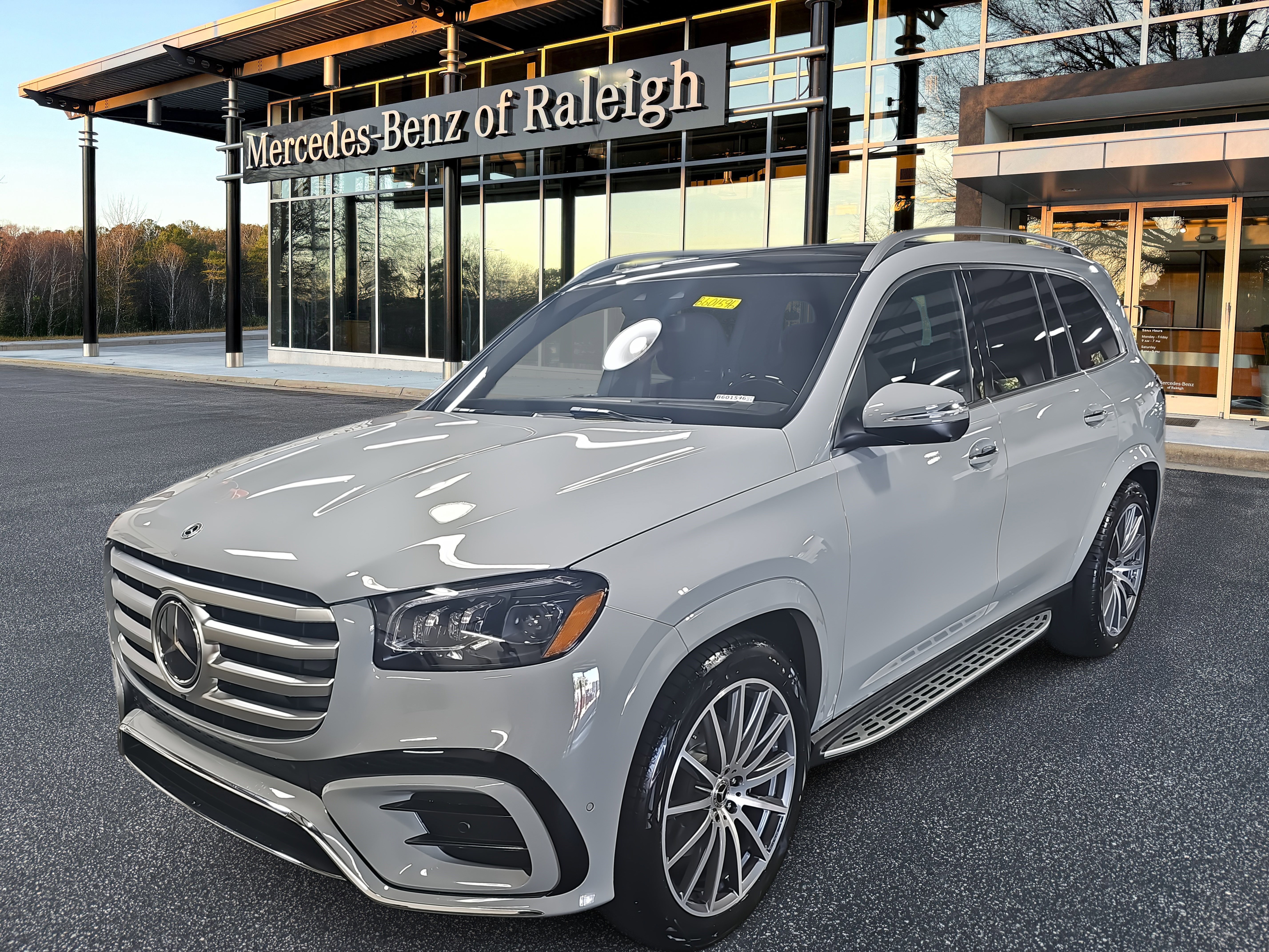 New 2026 Mercedes-Benz GLS 580 4MATIC video 1