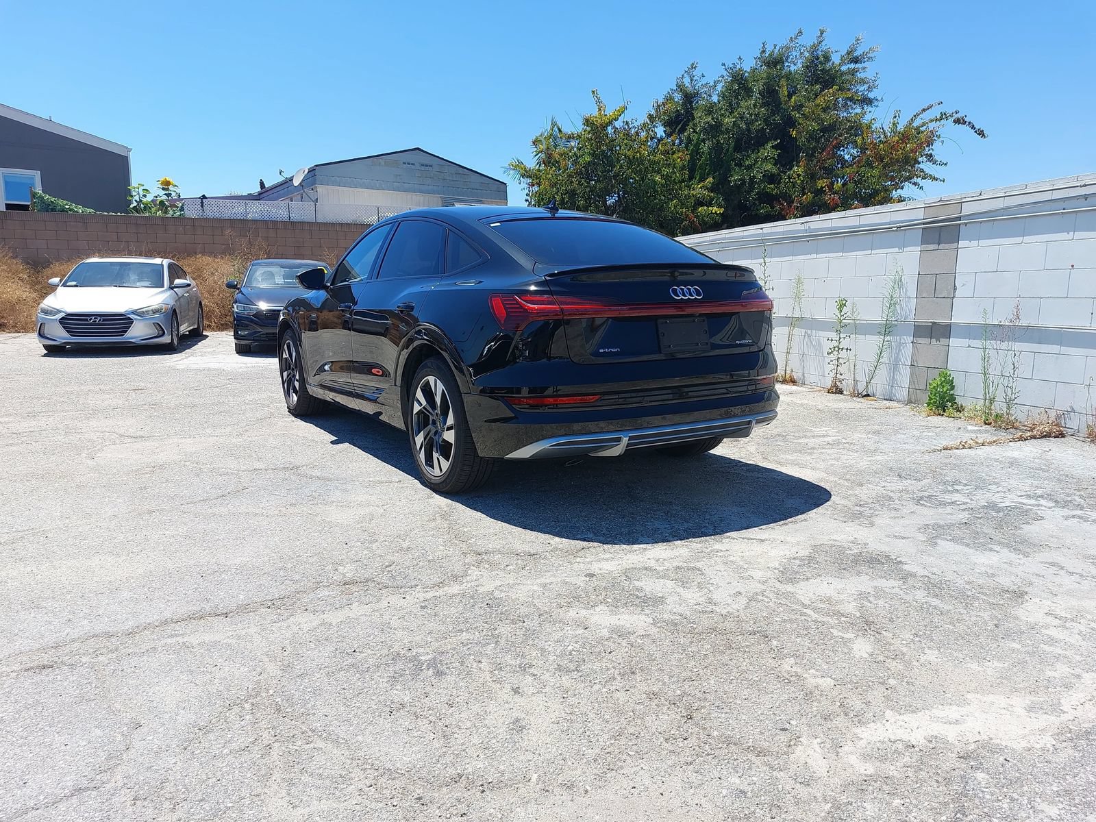 Used 2022 Audi e-tron Prestige w/ Prestige Package AWD/4WD image 4
