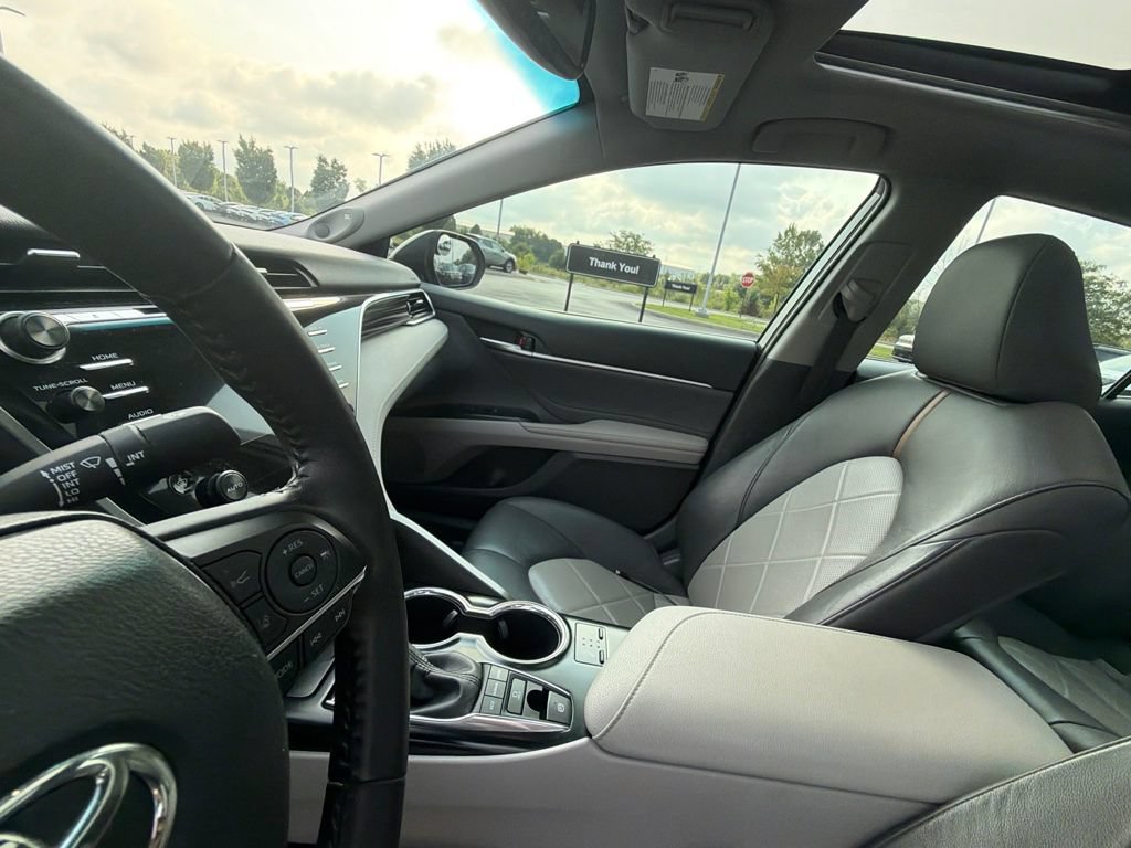 Used 2018 Toyota Camry XLE w/ Audio Package FWD image 12