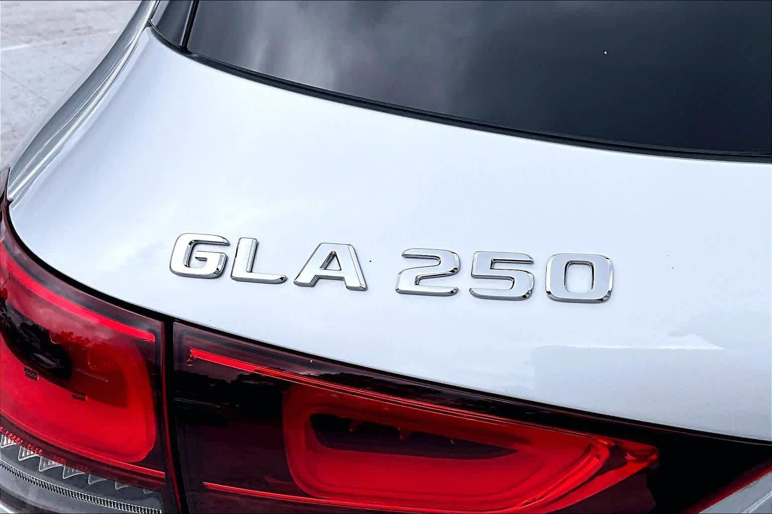 Used 2021 Mercedes-Benz GLA 250 image 21