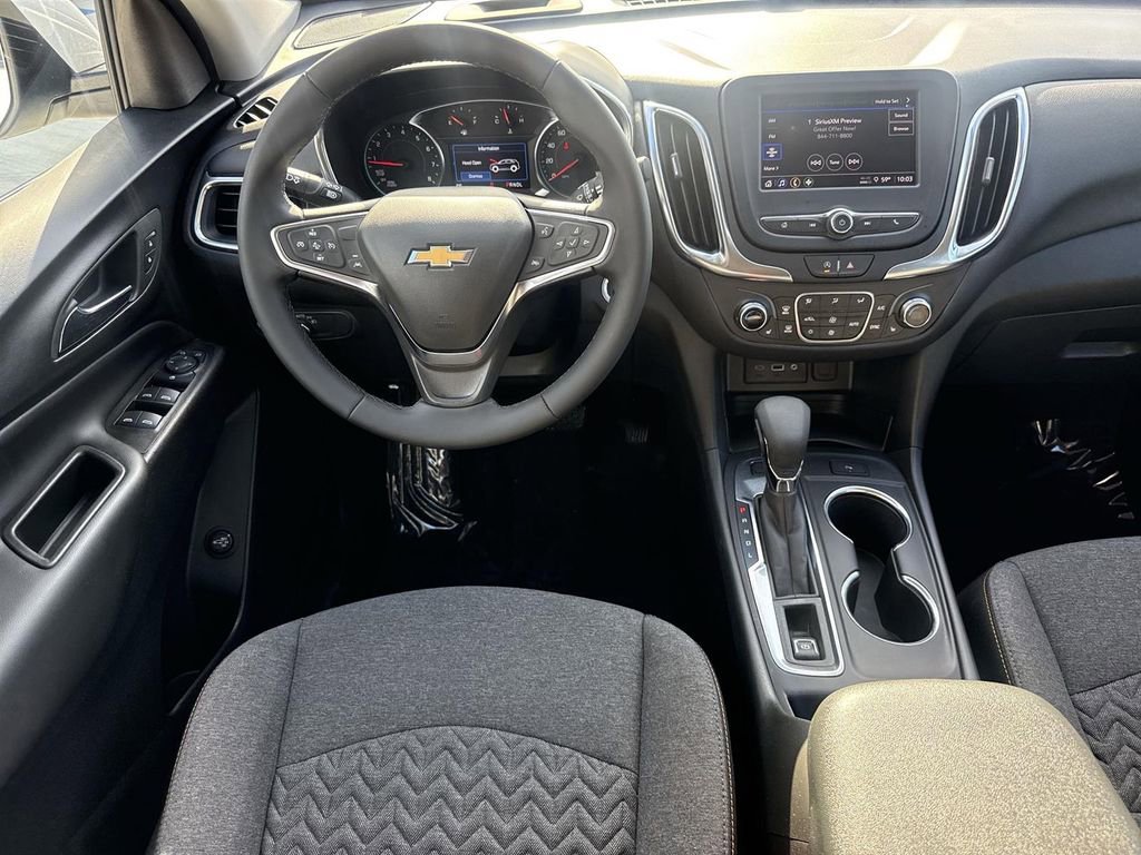 Used 2024 Chevrolet Equinox LT image 18