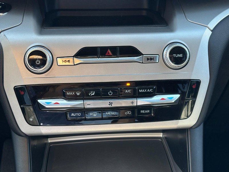 Used 2023 Ford Explorer XLT w/ Equipment Group 202A image 25