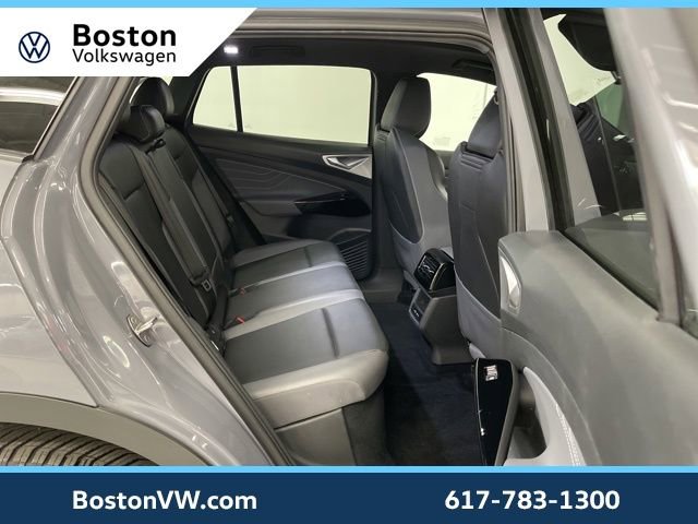 Used 2023 Volkswagen ID.4 Pro S image 10