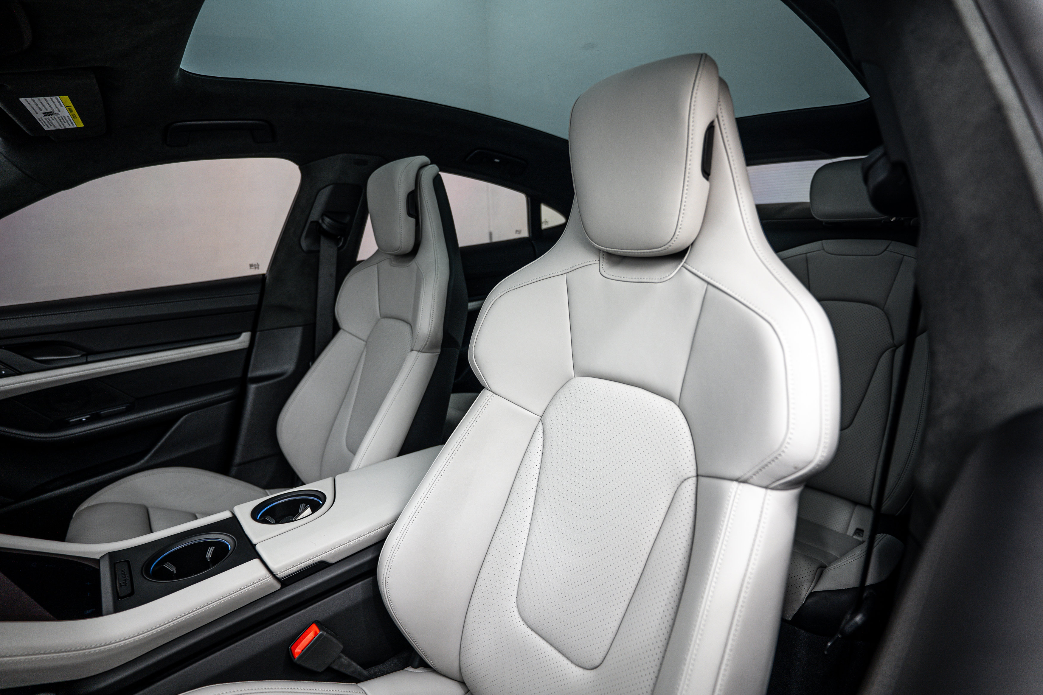 Certified 2024 Porsche Taycan GTS AWD/4WD image 18