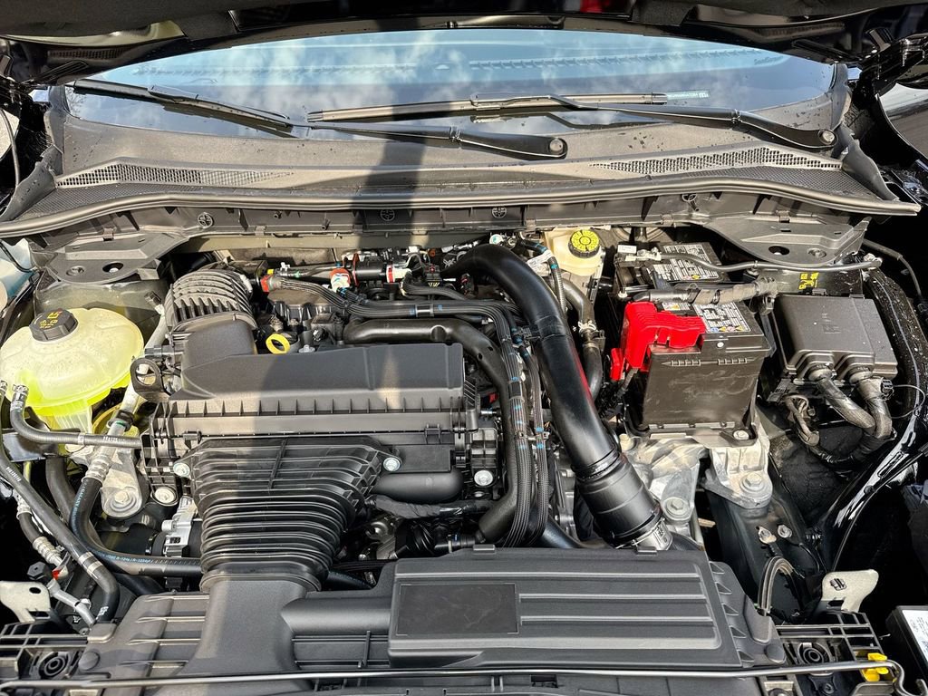 New 2025 Ford Escape ST-Line Select image 25