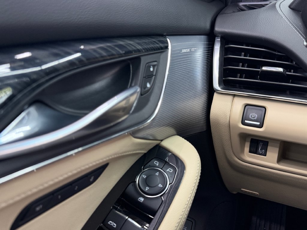 Used 2024 Cadillac CT5 Premium Luxury RWD image 28