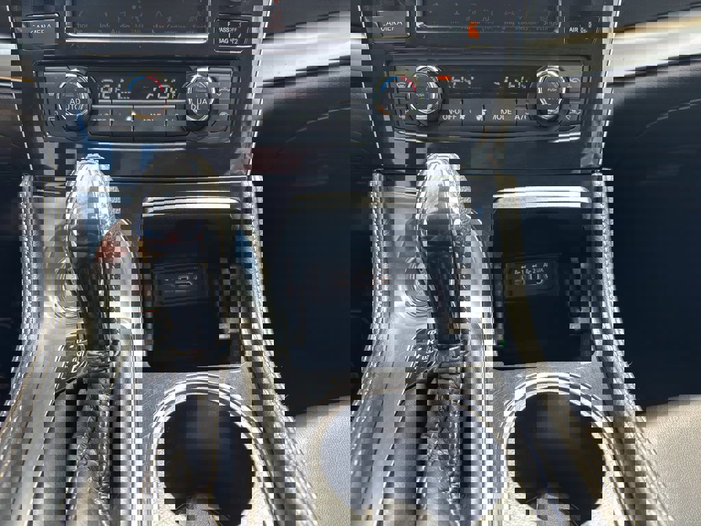 Used 2023 Nissan Maxima SV w/ Floor Mat Group image 12