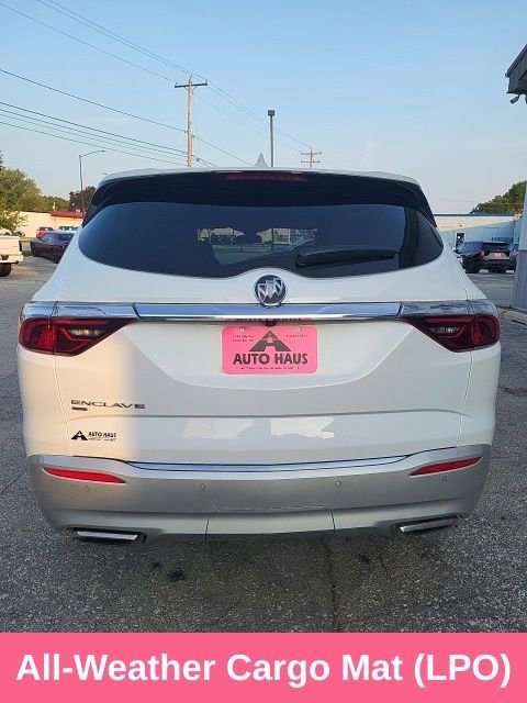 Used 2023 Buick Enclave Essence image 28