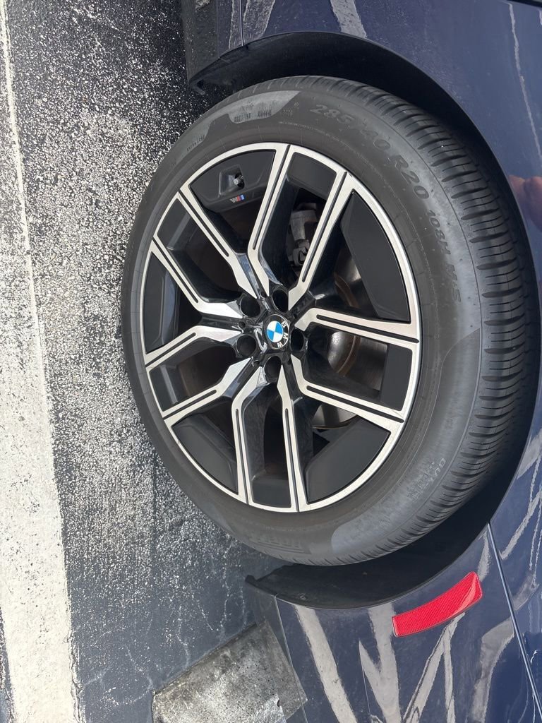 Used 2023 BMW 740i RWD image 5