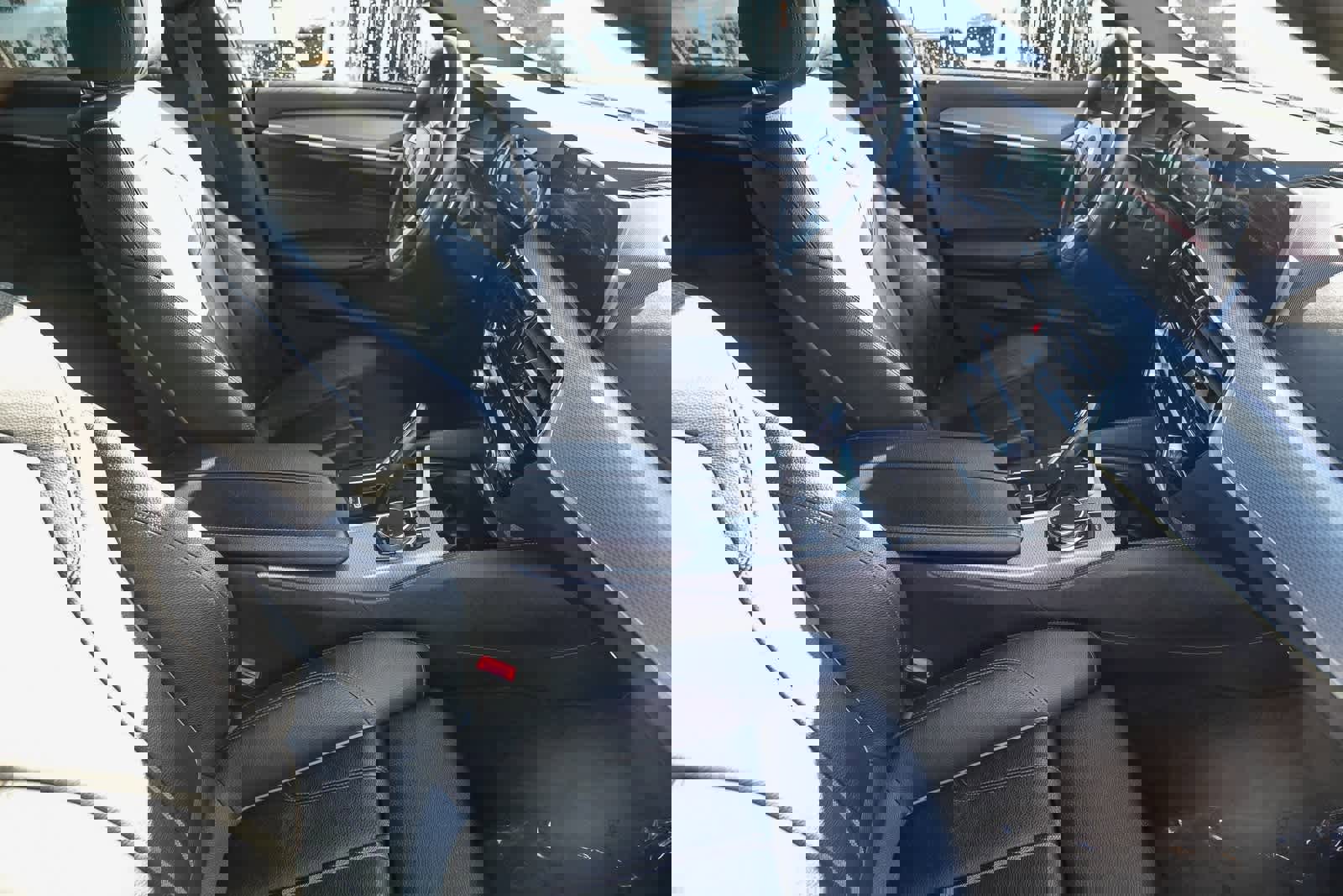 Used 2018 BMW 530e w/ M Sport Package 2 image 15