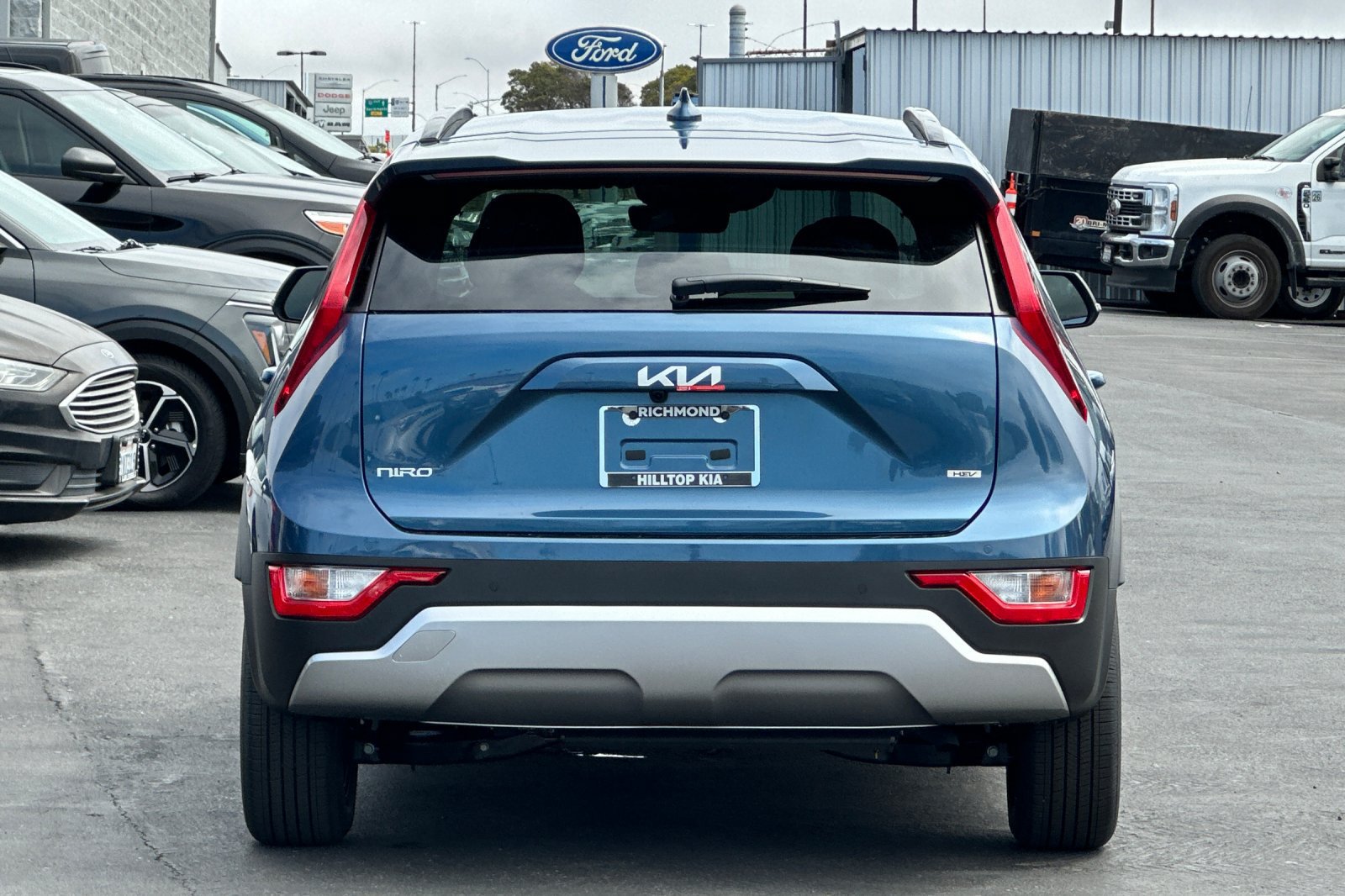 New 2026 Kia Niro EX FWD image 5