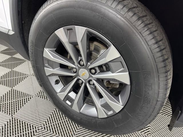 Used 2025 Chevrolet Equinox LT FWD image 14