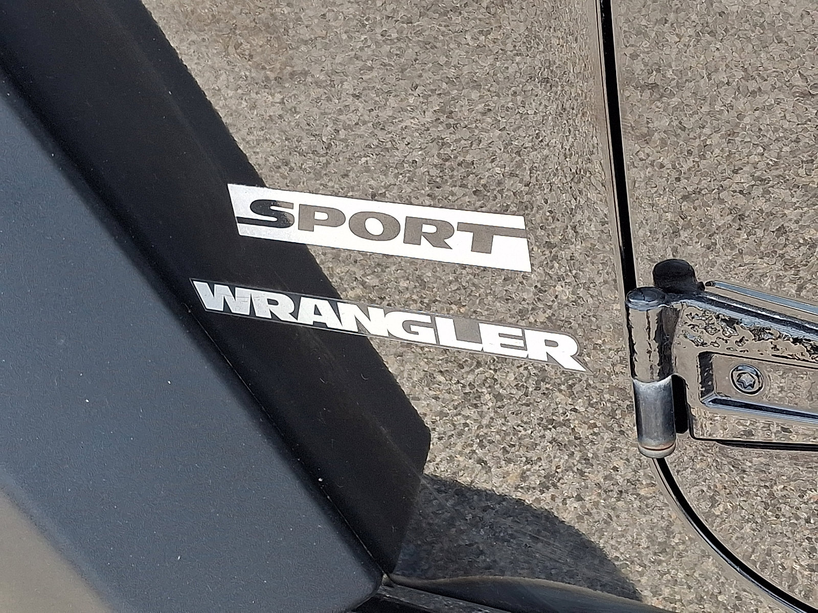 Used 2015 Jeep Wrangler Sport w/ Quick Order Package 24S AWD/4WD image 30