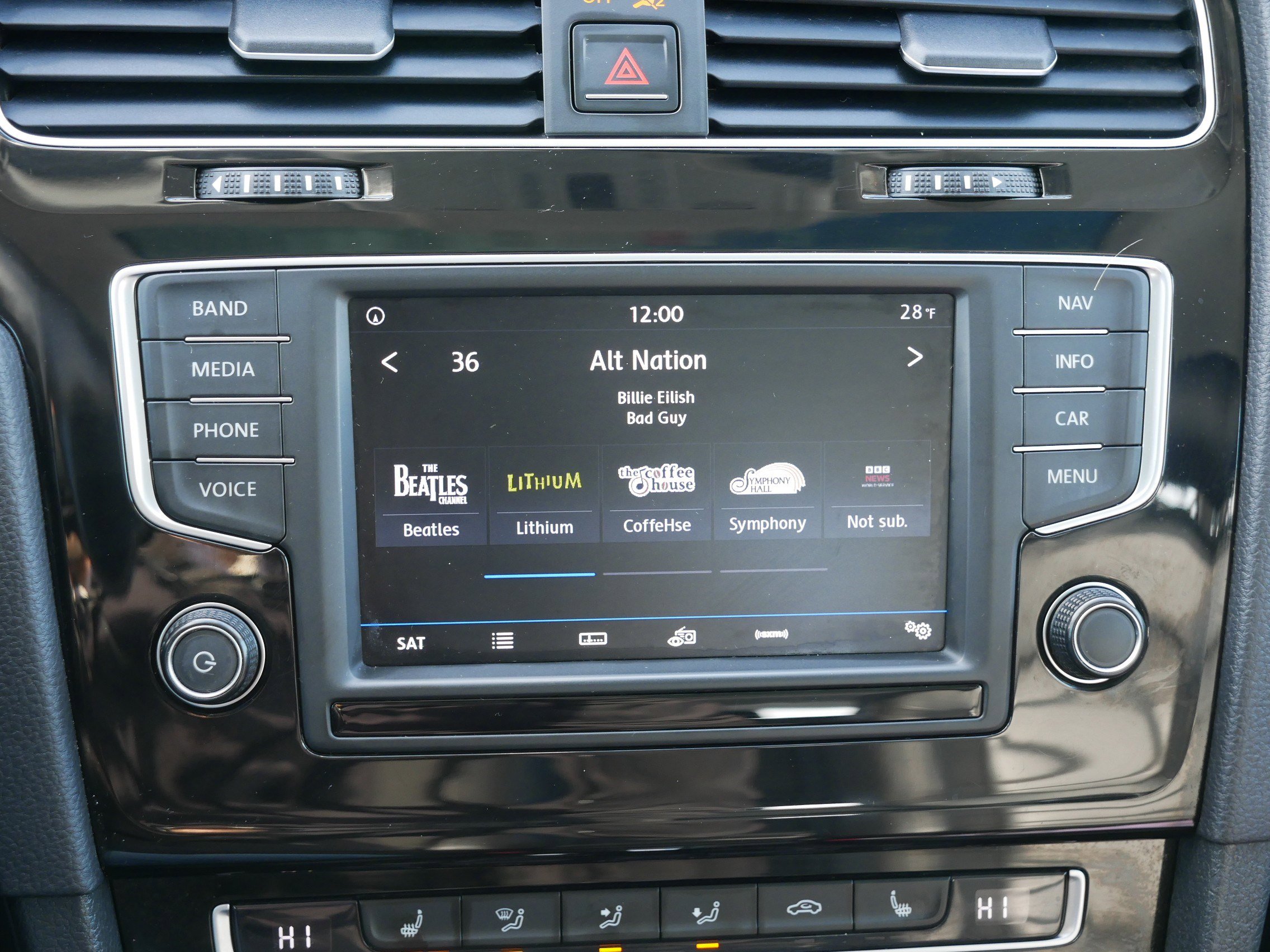 Used 2017 Volkswagen Golf SEL image 22