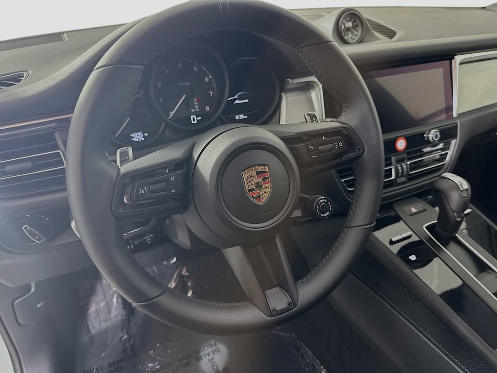 New 2025 Porsche Macan AWD/4WD image 12