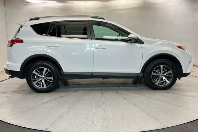 Used 2017 Toyota RAV4 XLE w/ All Weather Liner Package AWD/4WD image 6