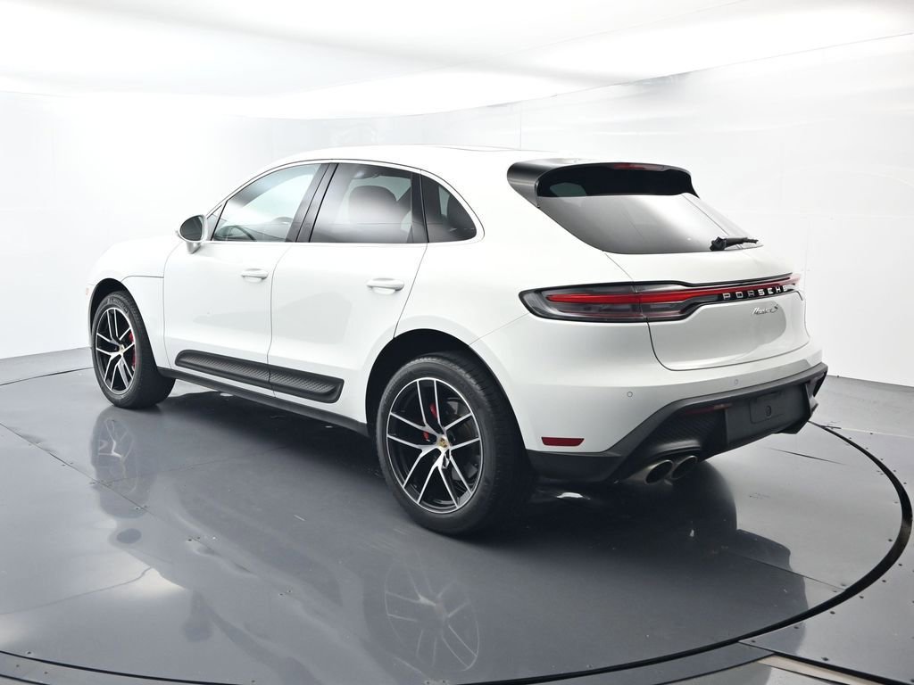 Certified 2023 Porsche Macan S AWD/4WD image 3