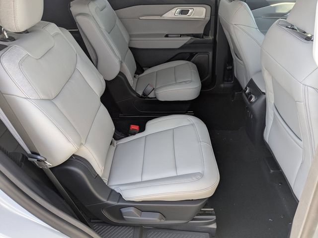 New 2026 Ford Explorer Active w/ Active Comfort Package AWD/4WD image 21