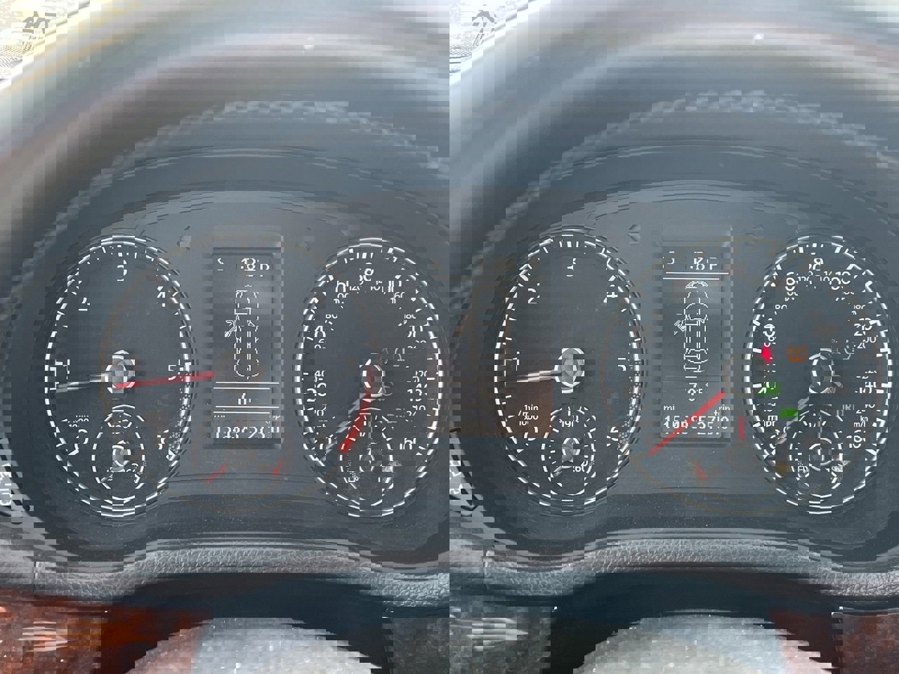 Used 2013 Volkswagen Passat TDI SEL Premium image 8