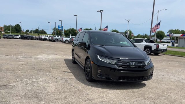 Used 2025 Honda Odyssey Sport-L image 3