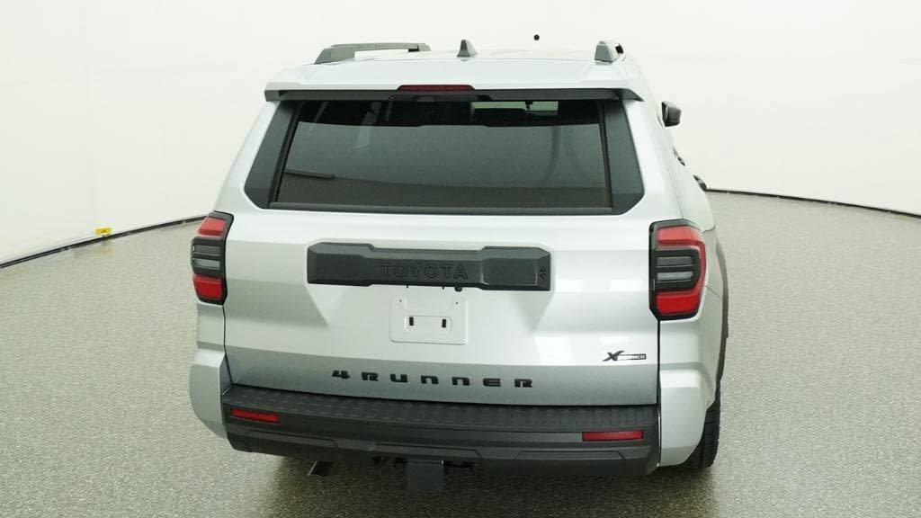 Used 2026 Toyota 4Runner SR5 RWD image 7