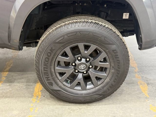 Used 2022 Toyota Tacoma SR5 image 35