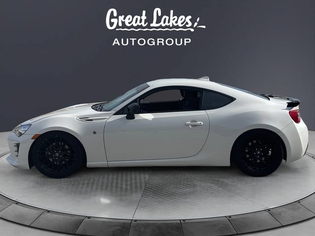 Used 2018 Toyota 86 RWD image 2