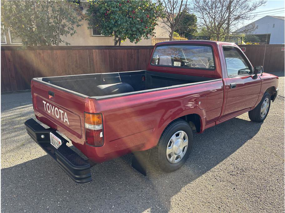 Used 1993 Toyota Pickup 2WD Regular Cab image 6
