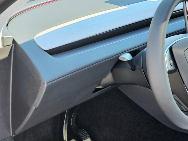 Used 2026 Tesla Model Y Long Range AWD/4WD image 16