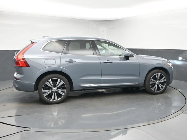 Used 2023 Volvo XC60 B5 Plus w/ Climate Package AWD/4WD image 9