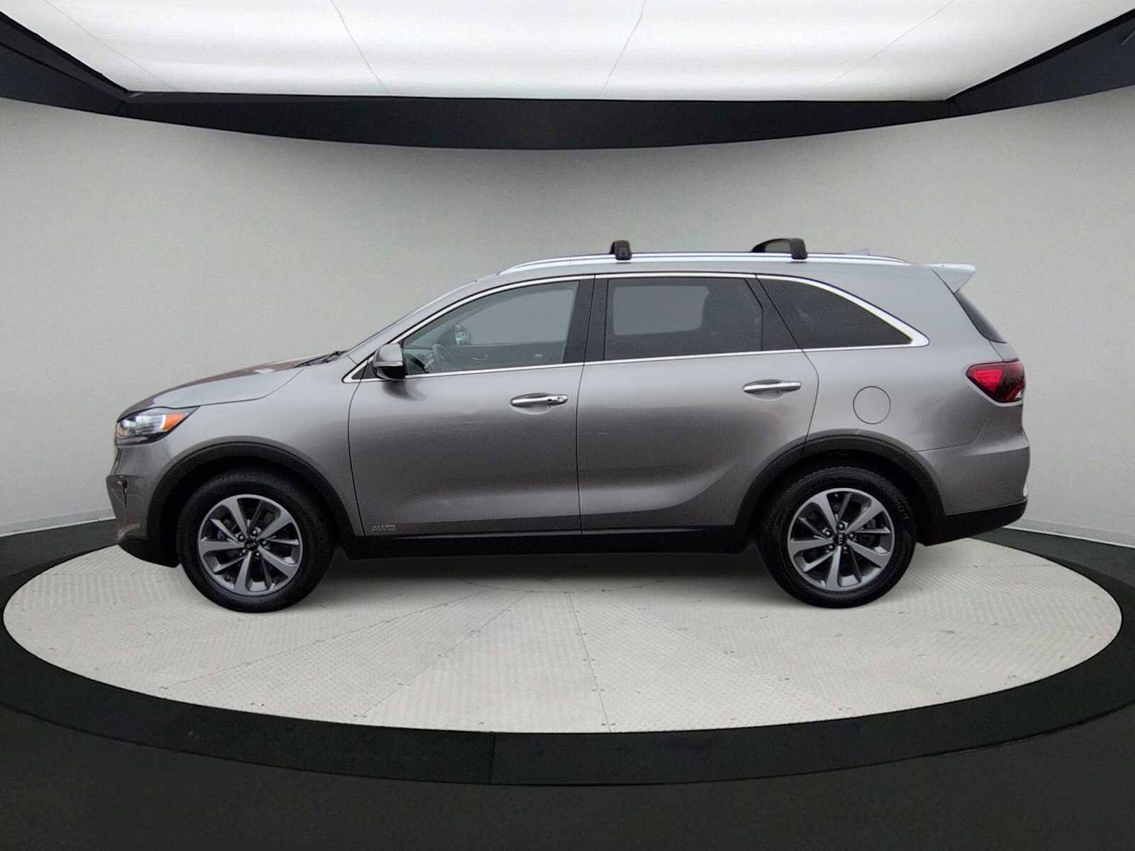 Used 2019 Kia Sorento EX w/ EX Touring Package image 5